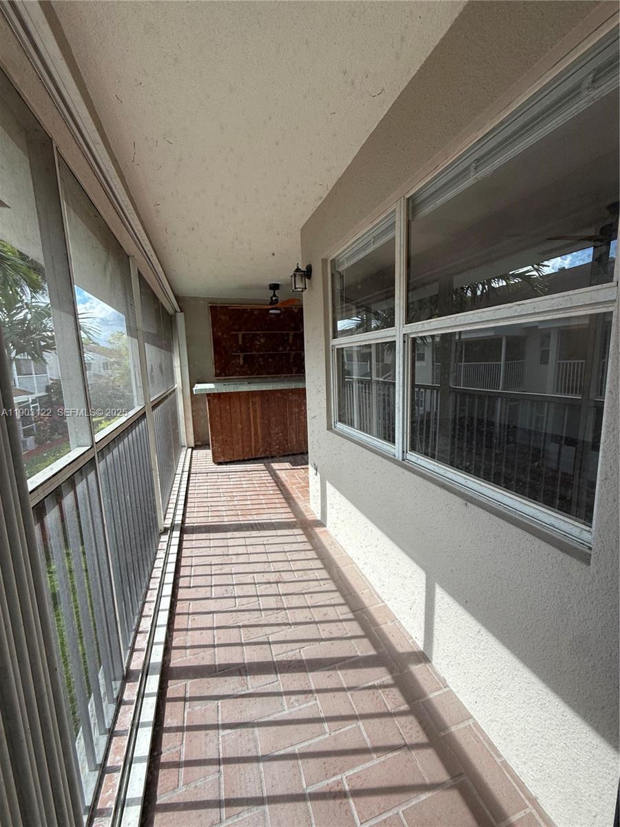 KEYS GATE CONDO NO SIX - Residential