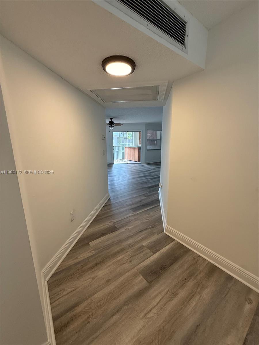 KEYS GATE CONDO NO SIX - Residential