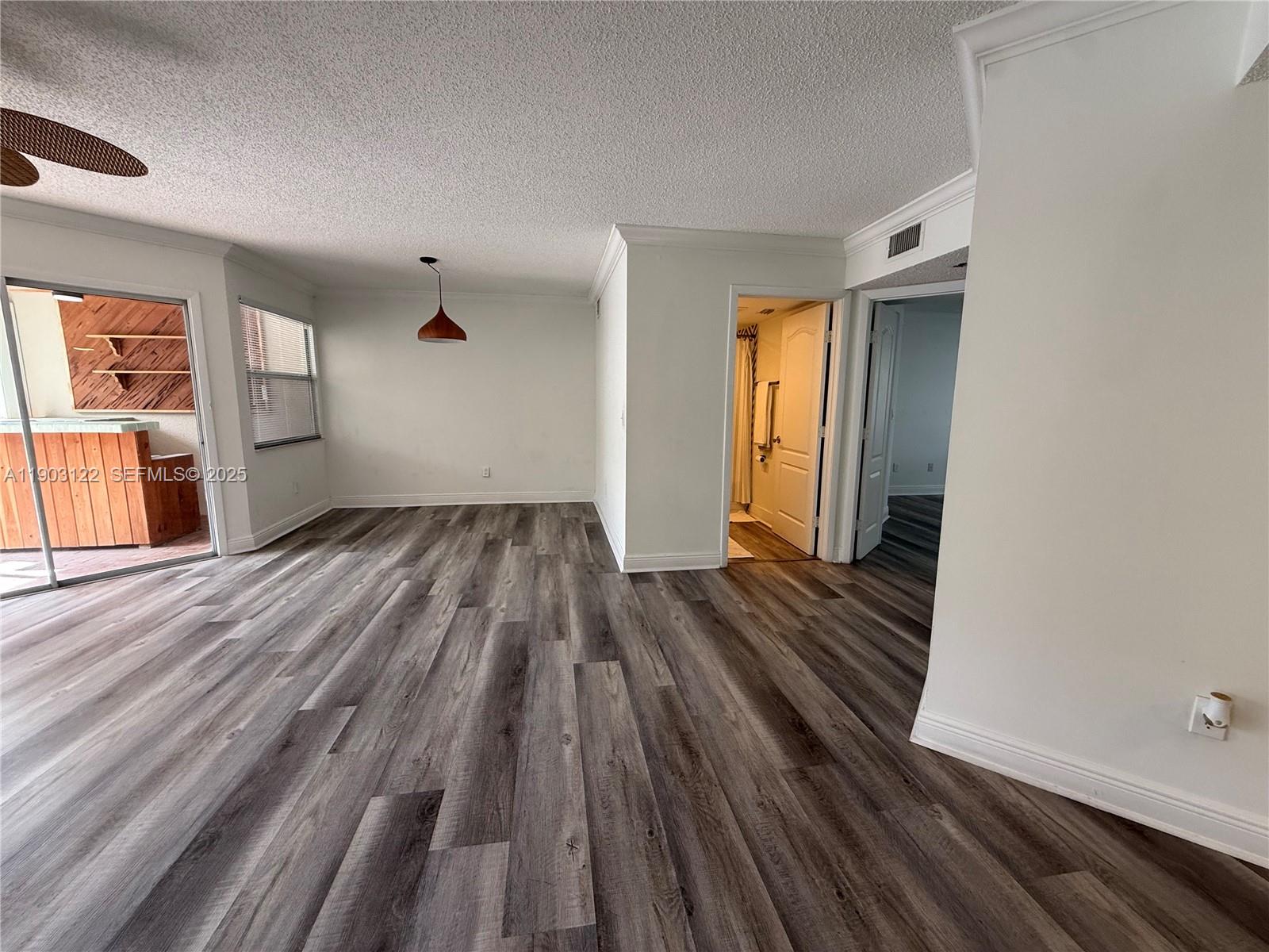 KEYS GATE CONDO NO SIX - Residential