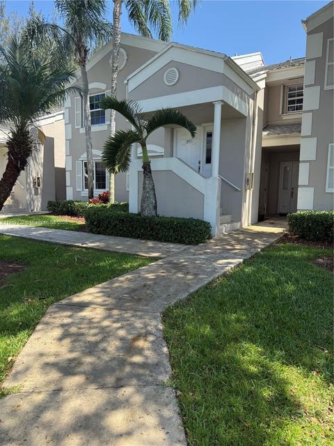 Photo of 2634 SE 21st Ct #203-C, Homestead, FL 33035 (MLS # A11903122)