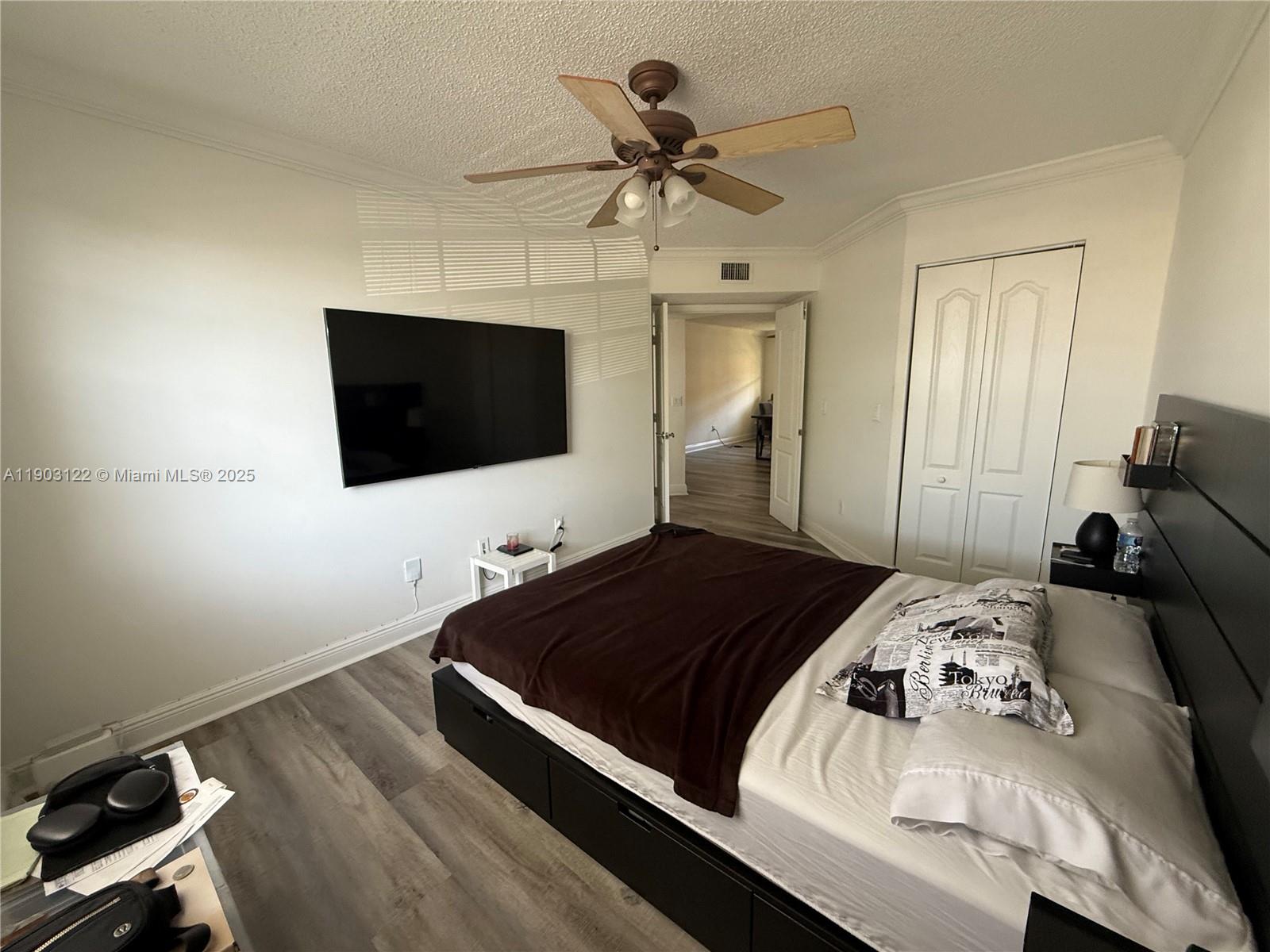 KEYS GATE CONDO NO SIX - Residential