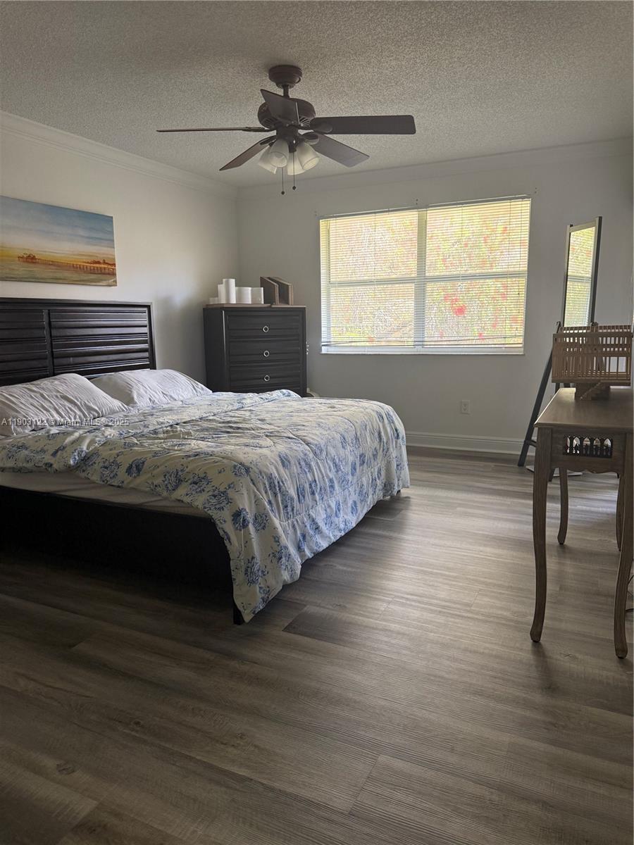 KEYS GATE CONDO NO SIX - Residential