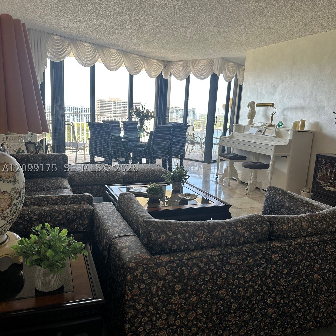 4000 Towerside Ter 2107, Miami, FL, 33138/$369,000 1 4000 Towerside Ter 2107