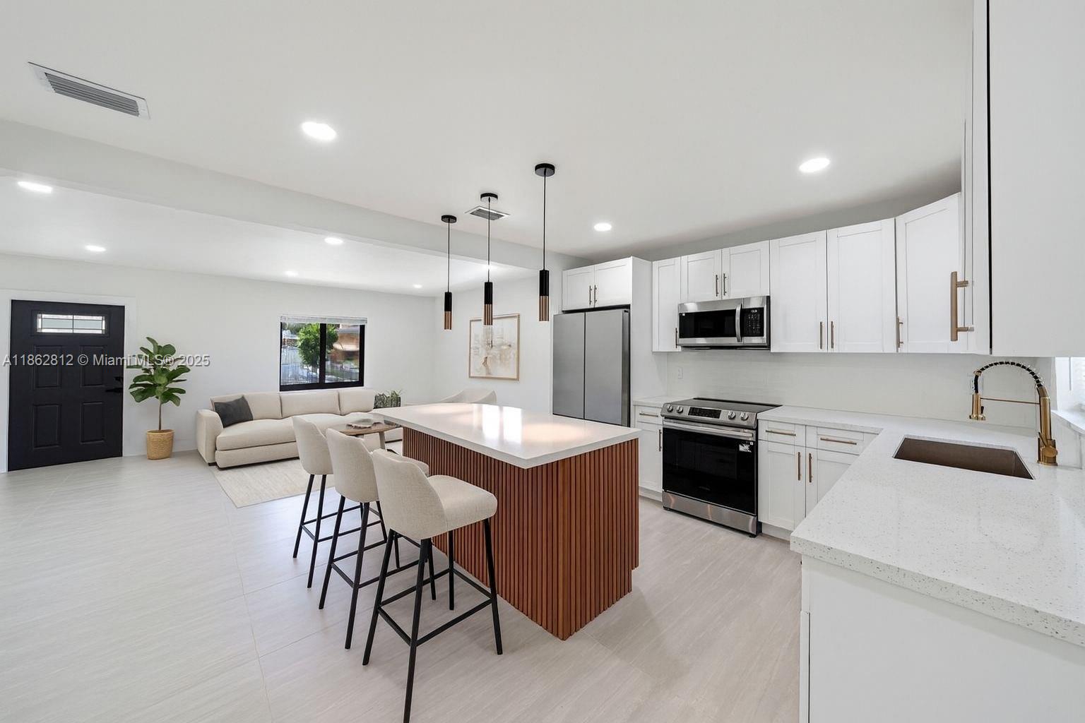 1321 NW 44th St