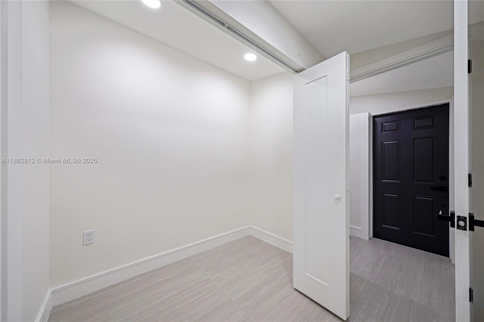 North Miami Estates - Residential