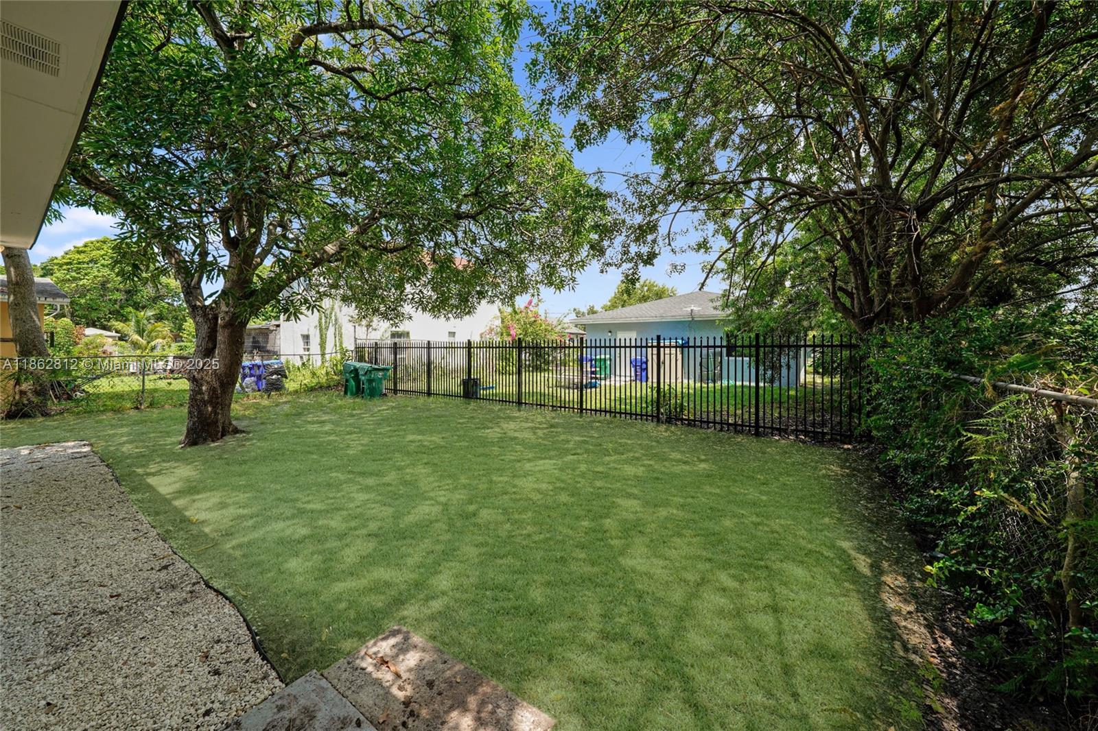 North Miami Estates - Residential