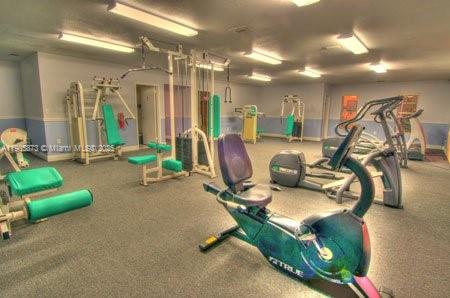 DORAL GARDENS II CONDO - Residential Lease