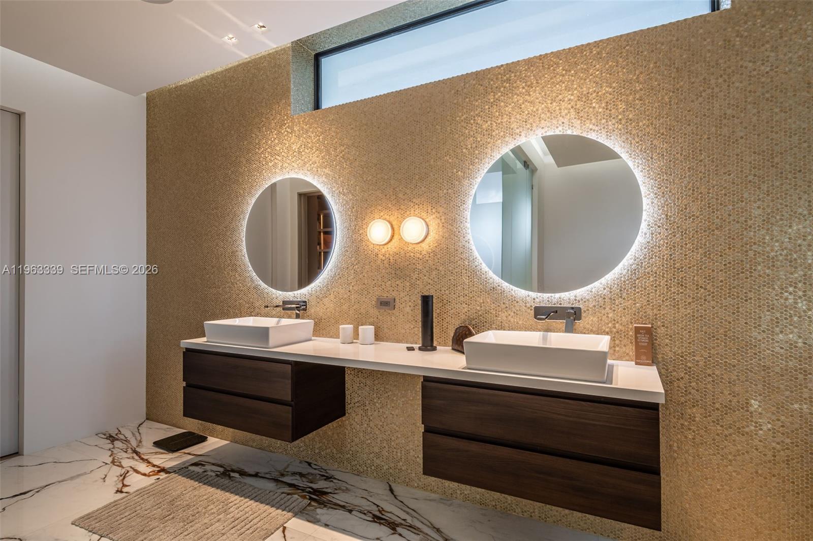 GRAND FLORIDIAN ESTATES - Residential