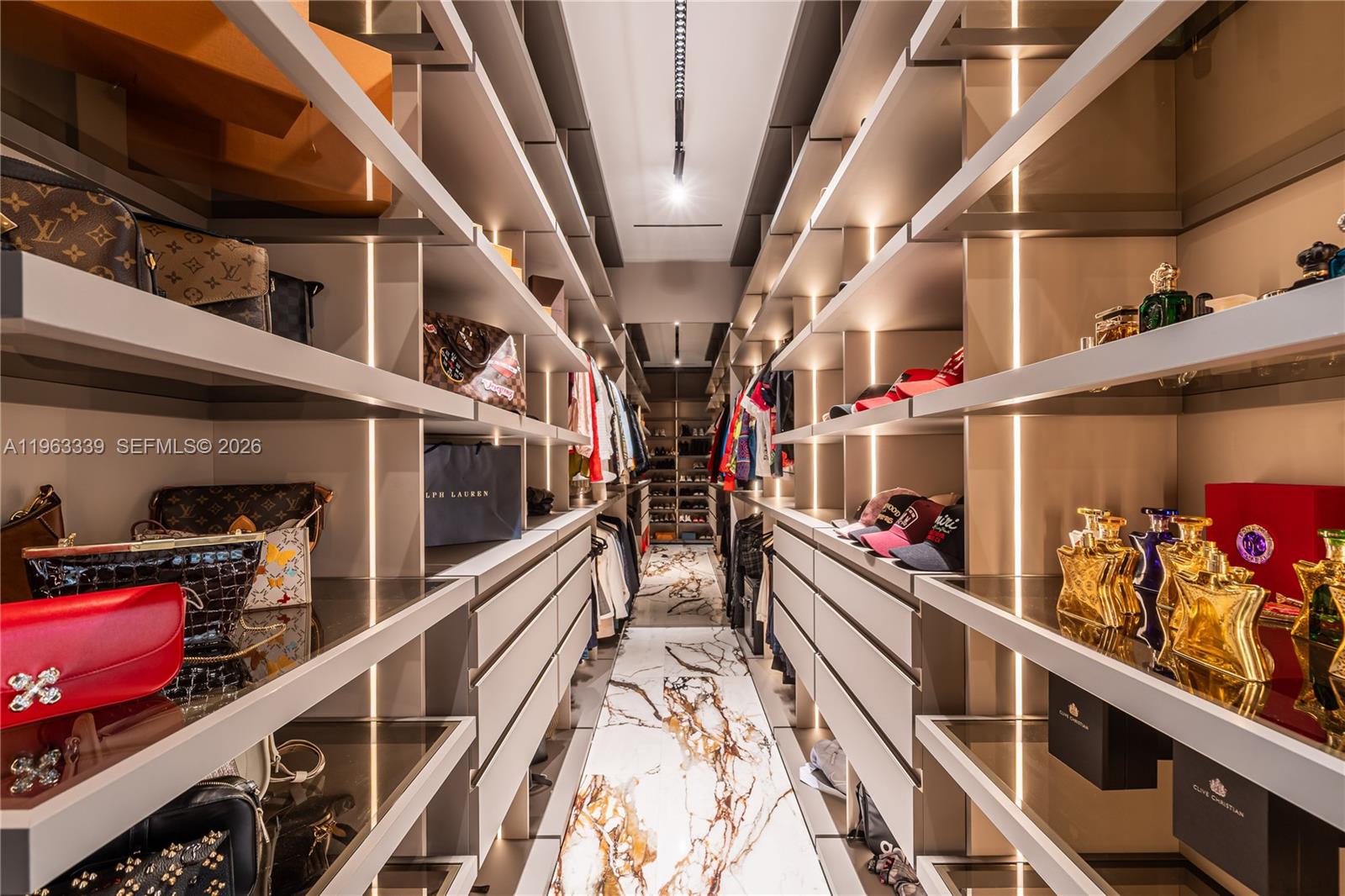 GRAND FLORIDIAN ESTATES - Residential