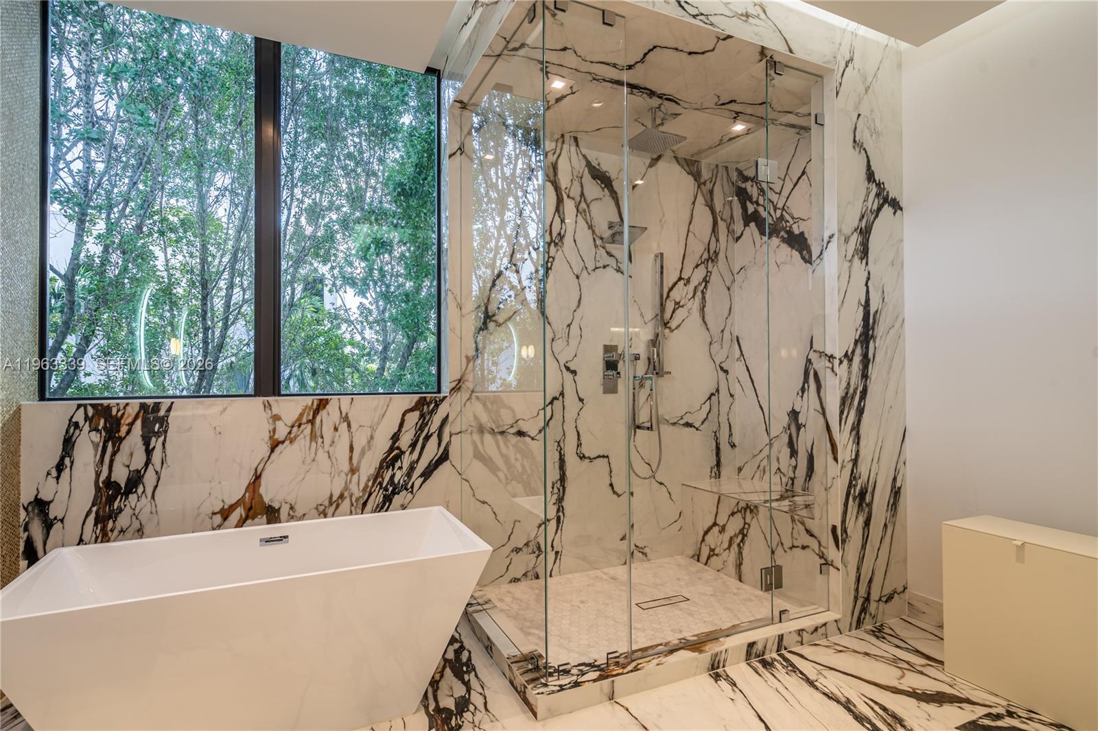 GRAND FLORIDIAN ESTATES - Residential