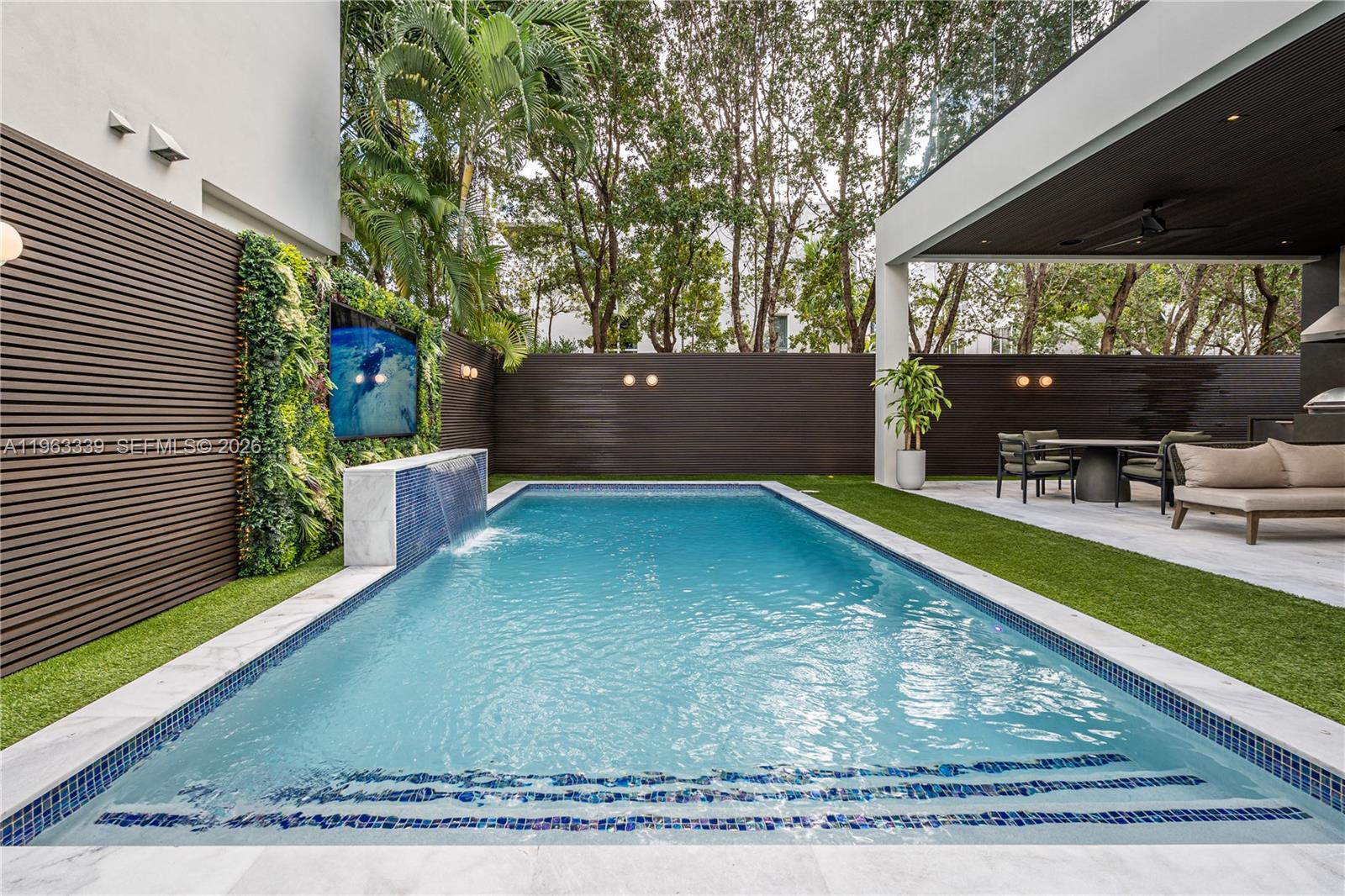 GRAND FLORIDIAN ESTATES - Residential