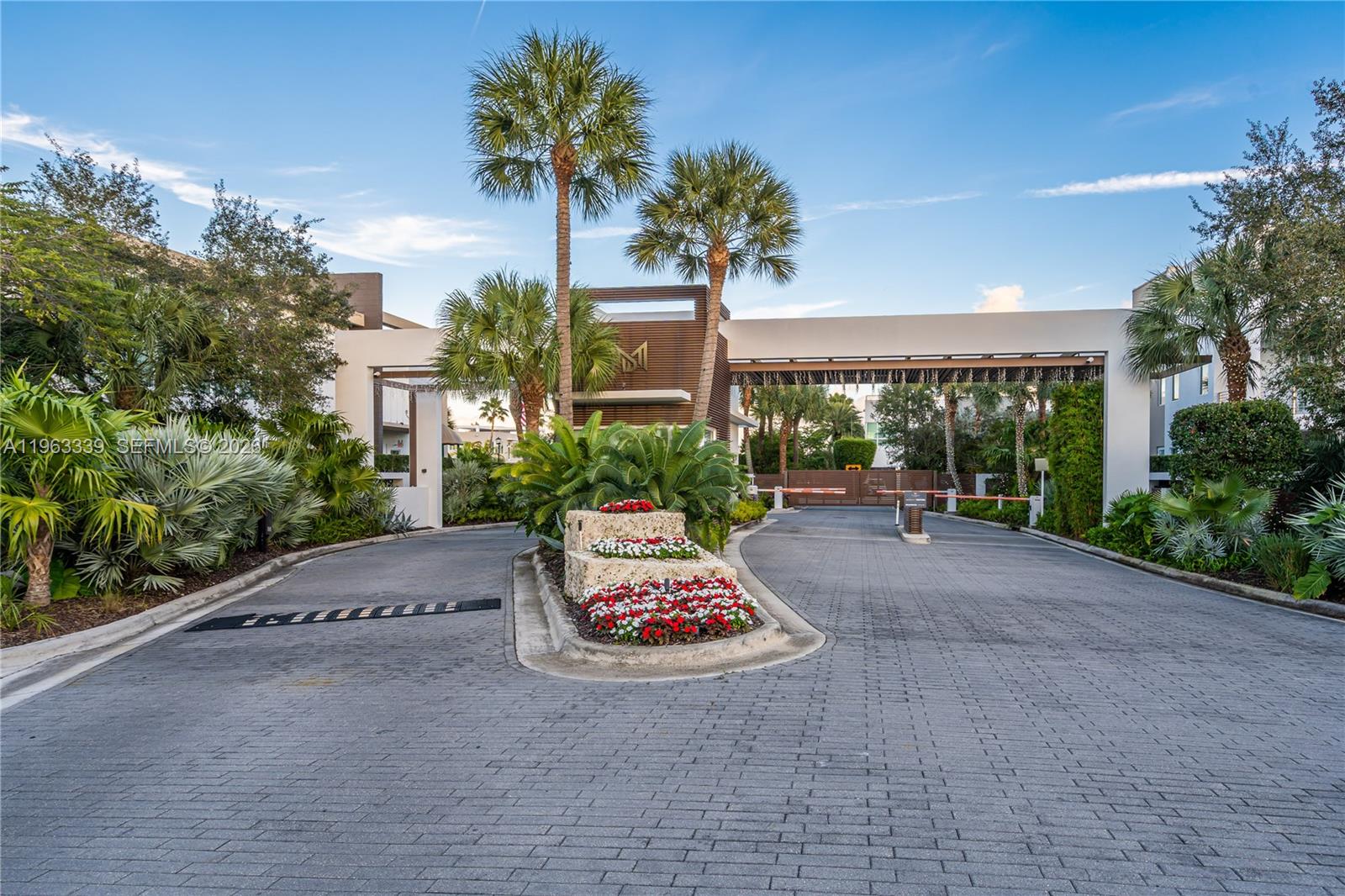 GRAND FLORIDIAN ESTATES - Residential