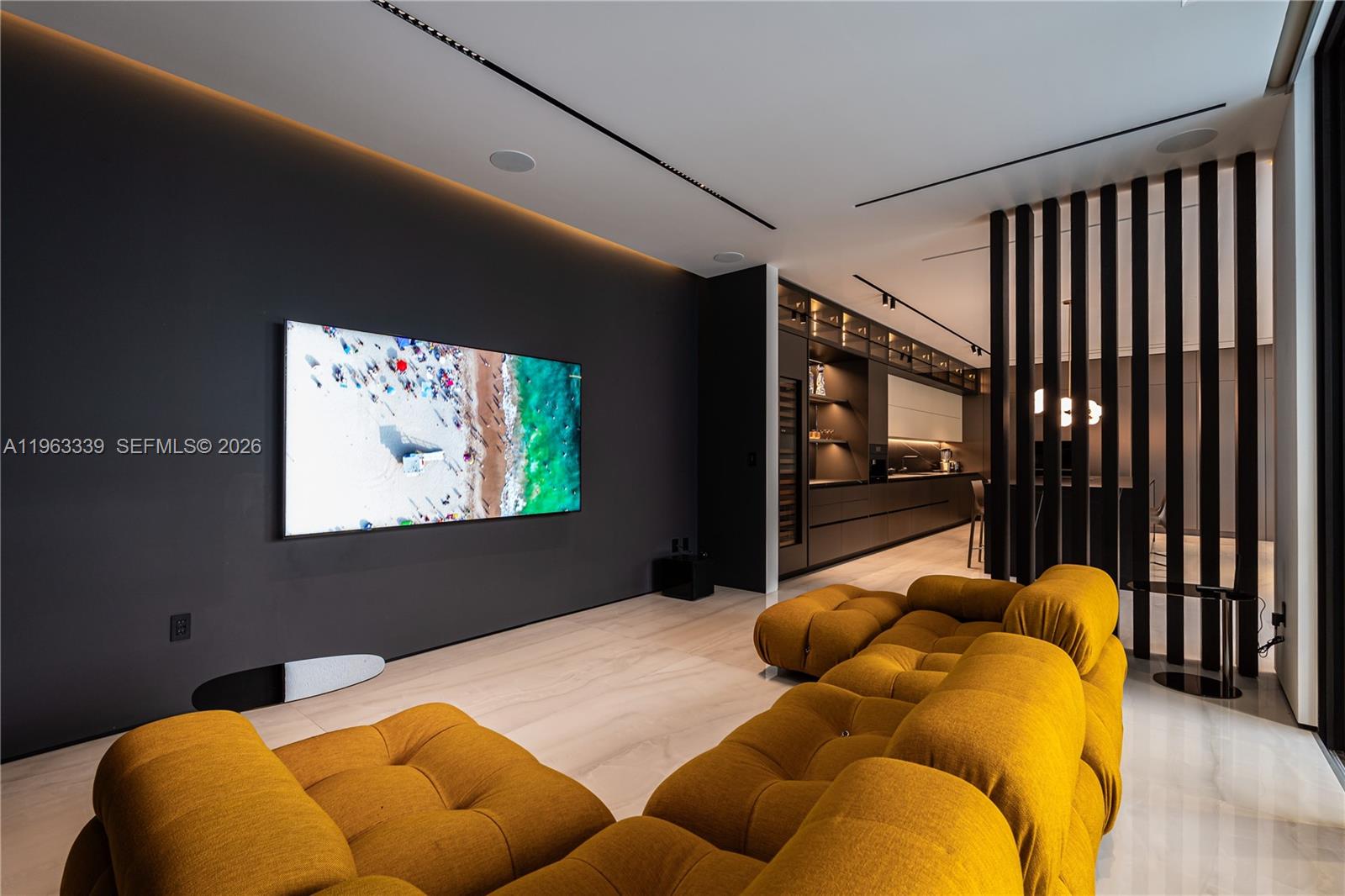 GRAND FLORIDIAN ESTATES - Residential