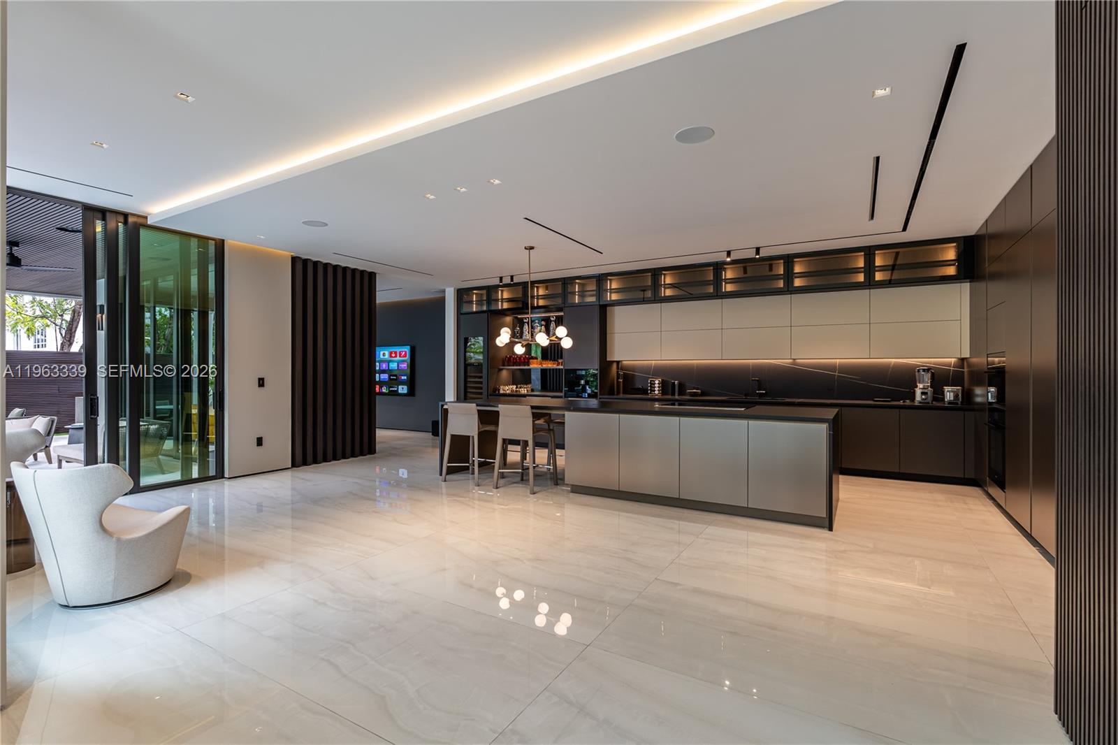 GRAND FLORIDIAN ESTATES - Residential