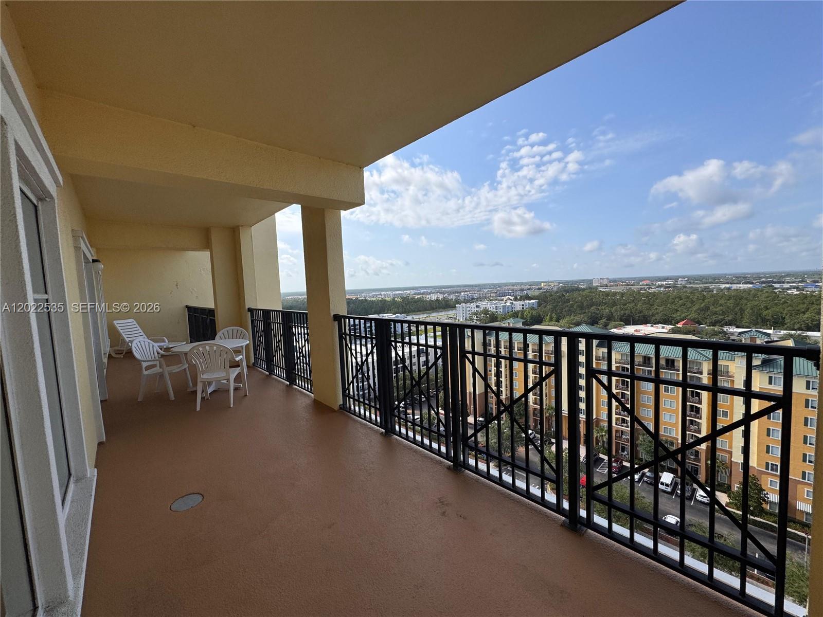 LAKE BUENA VISTA RESORT VI - Residential
