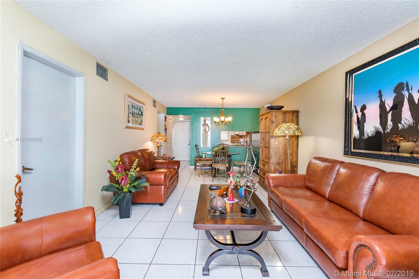 WEST LAKE VILLAGE II COND - Residential