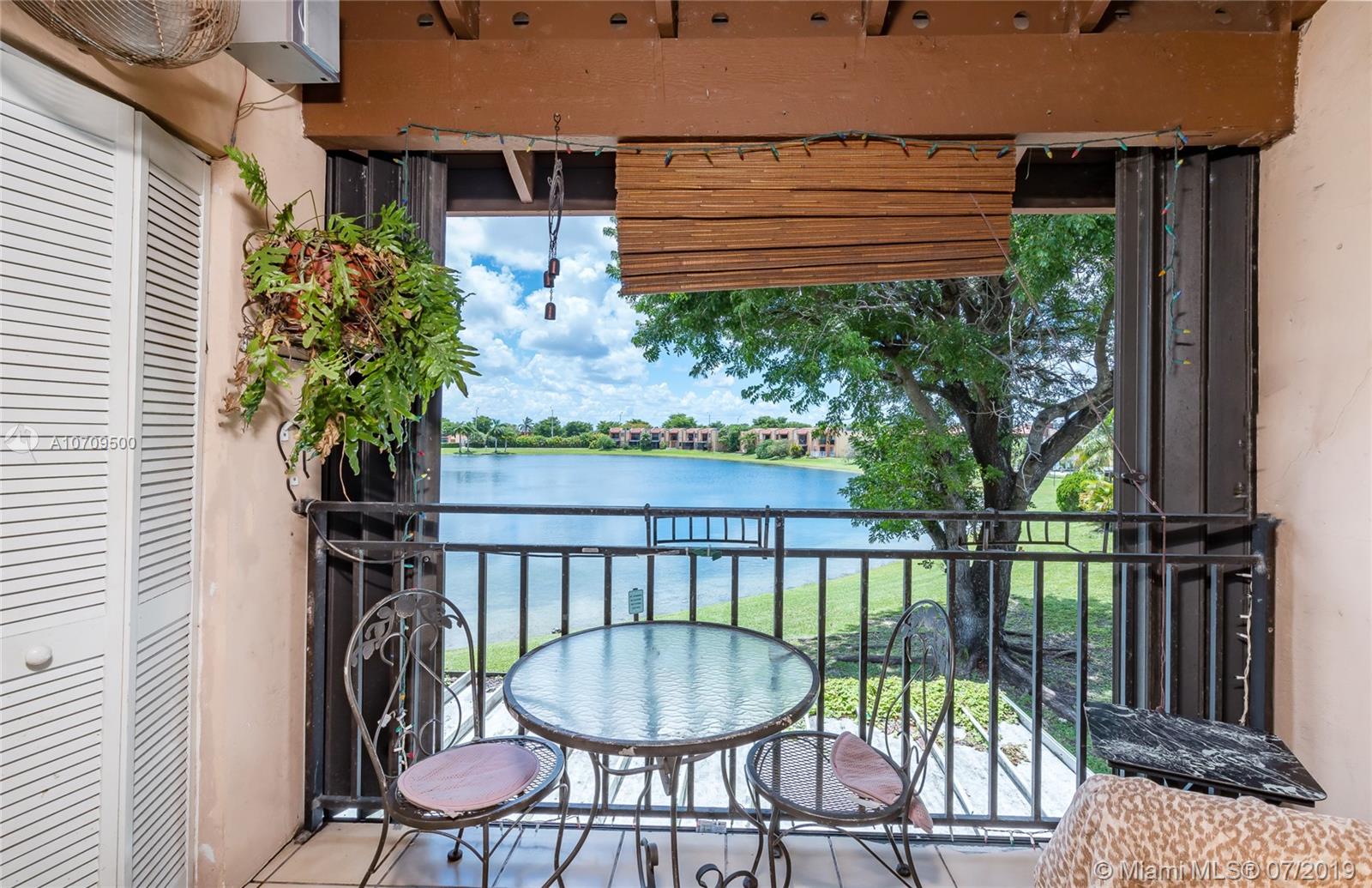 WEST LAKE VILLAGE II COND - Residential