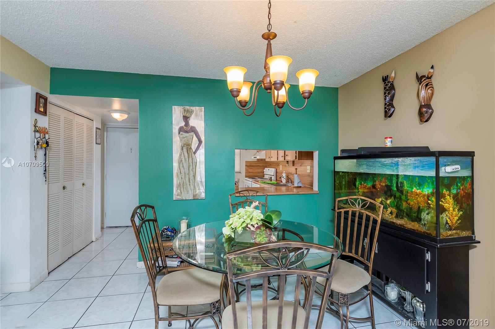 WEST LAKE VILLAGE II COND - Residential