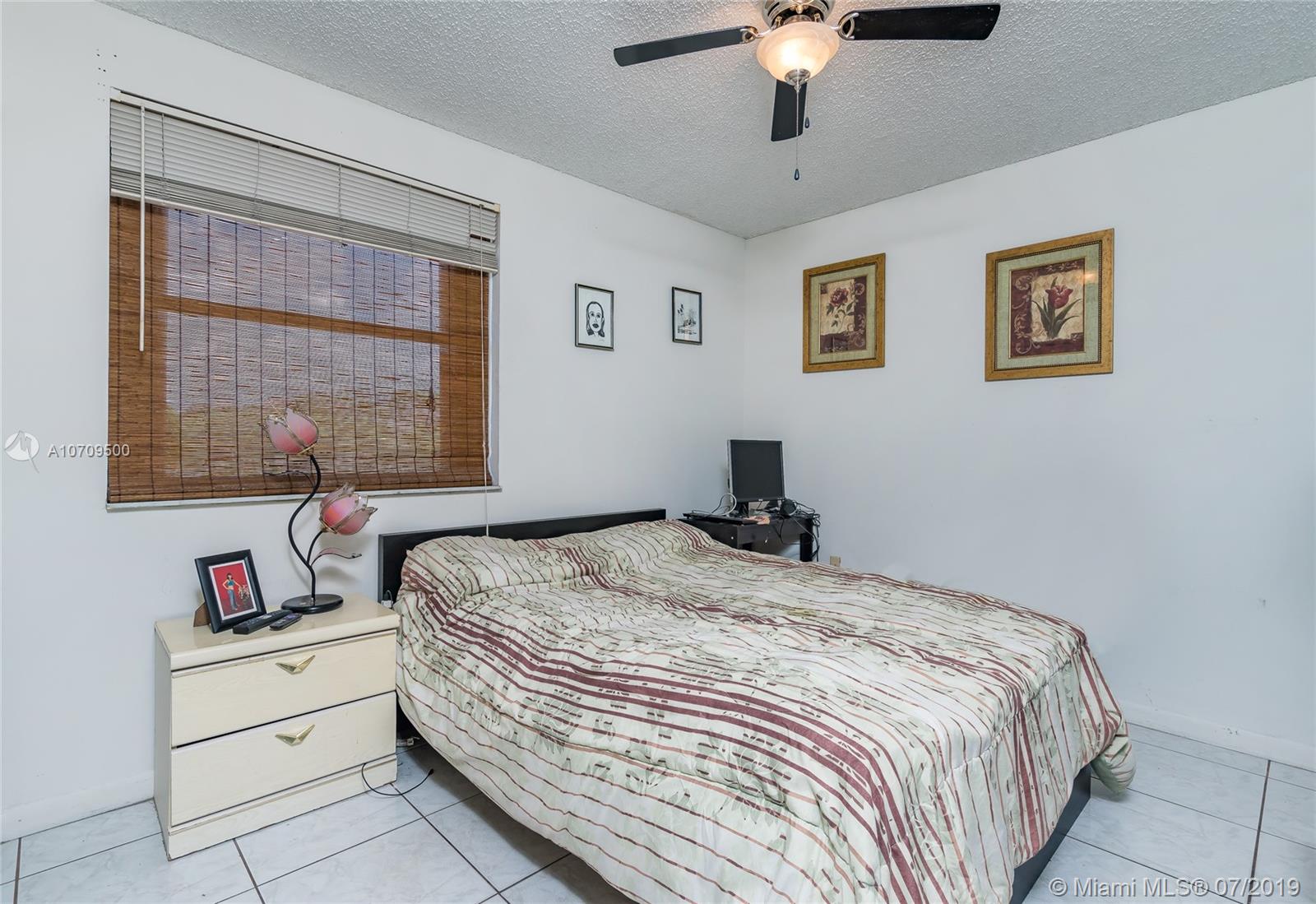 WEST LAKE VILLAGE II COND - Residential