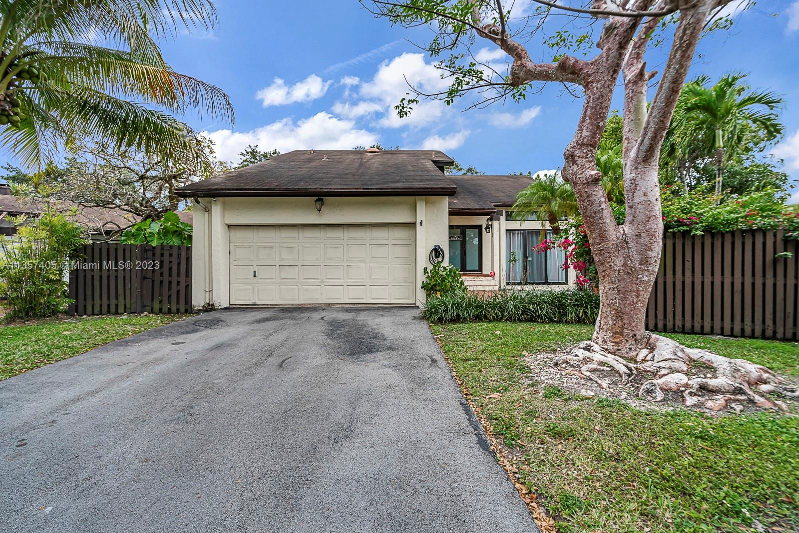 CROSSINGS SEC 5, THE - Residential