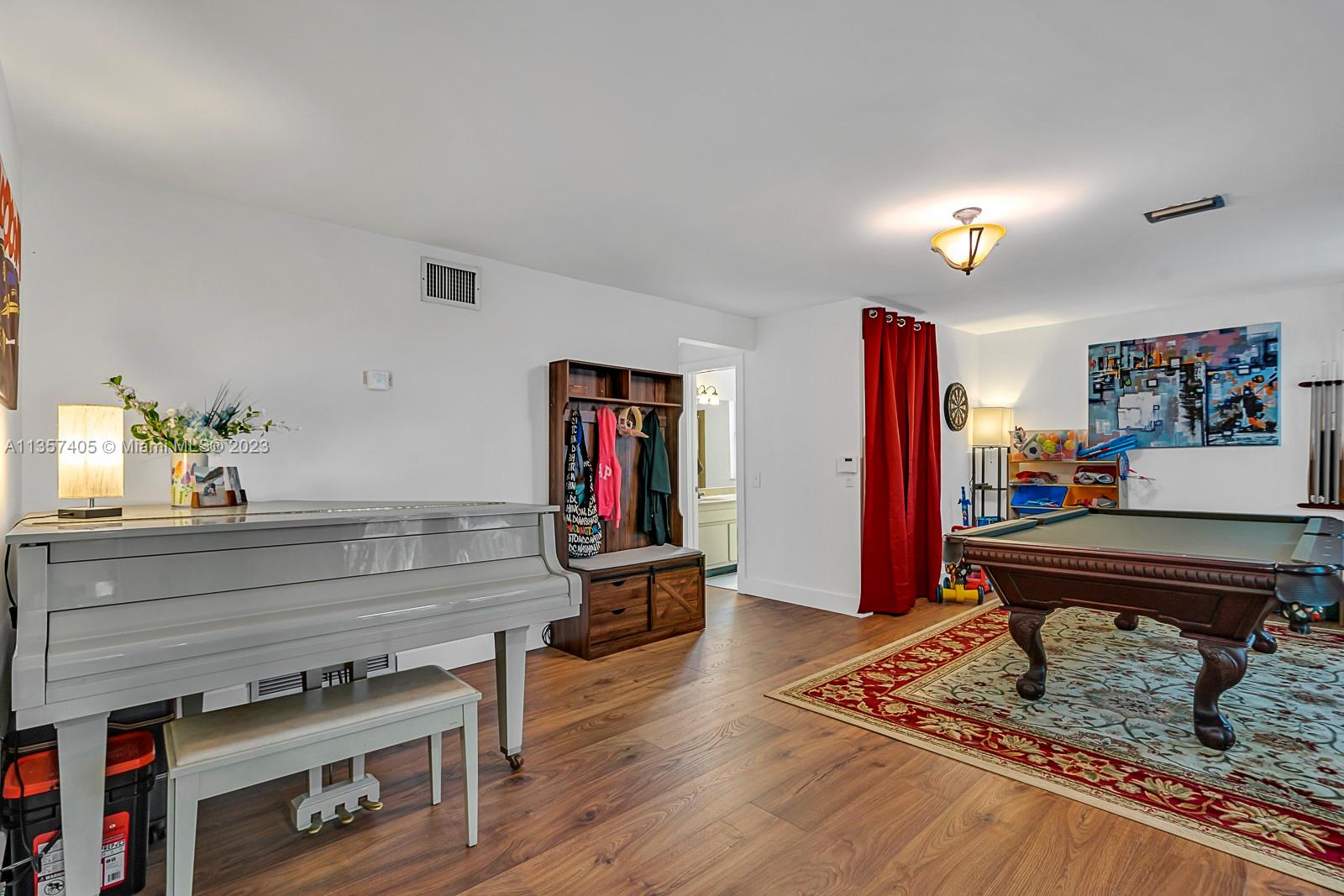 CROSSINGS SEC 5, THE - Residential