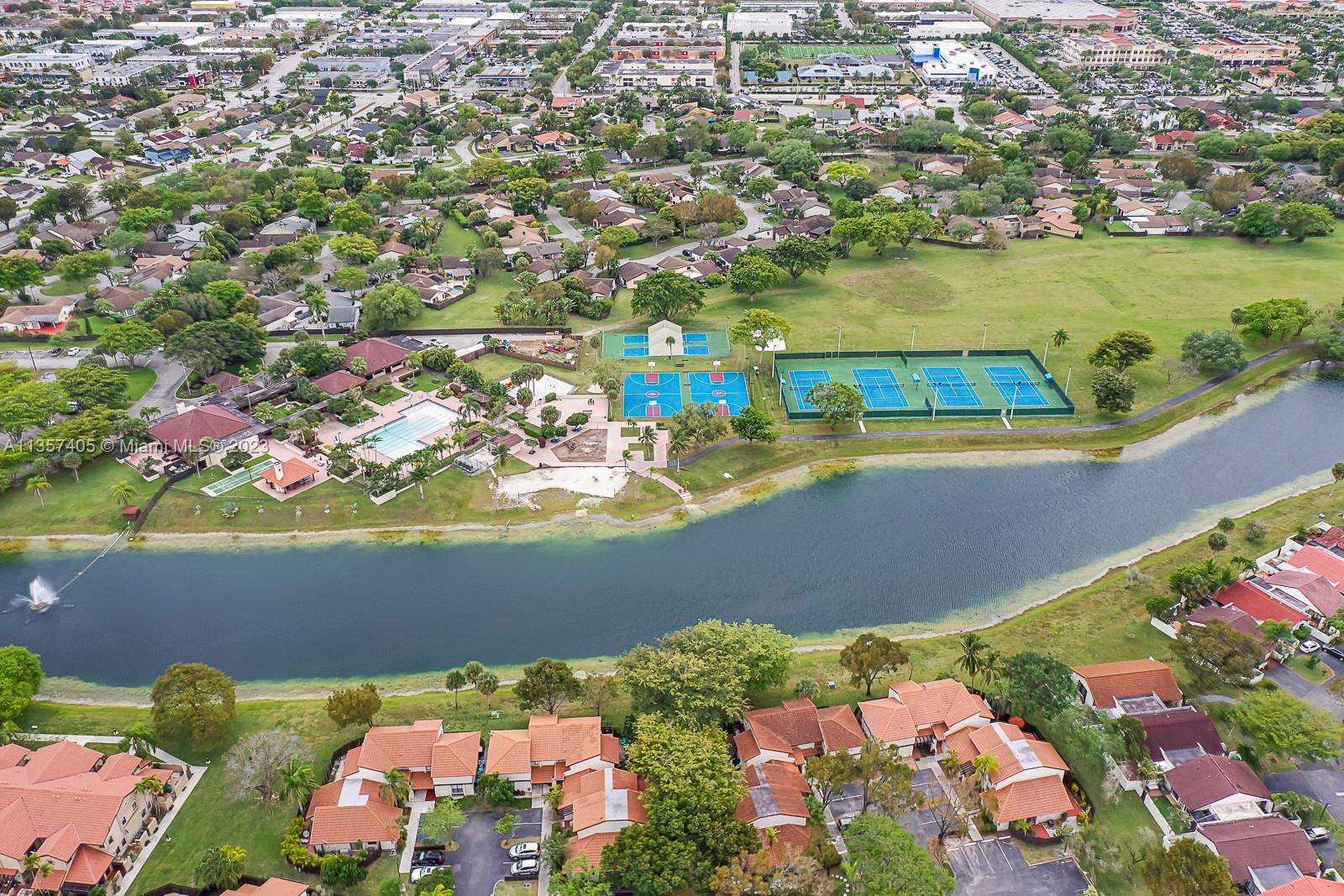 CROSSINGS SEC 5, THE - Residential