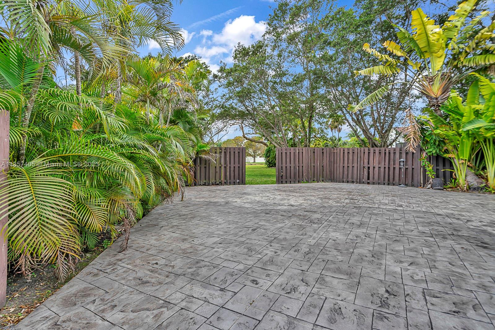 CROSSINGS SEC 5, THE - Residential