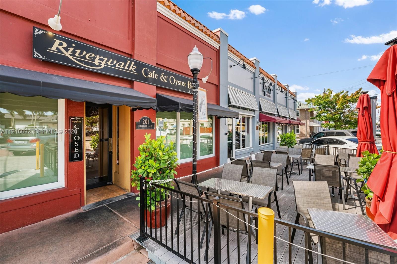 WILLOWBEND AT MARTIN DOWN - Residential