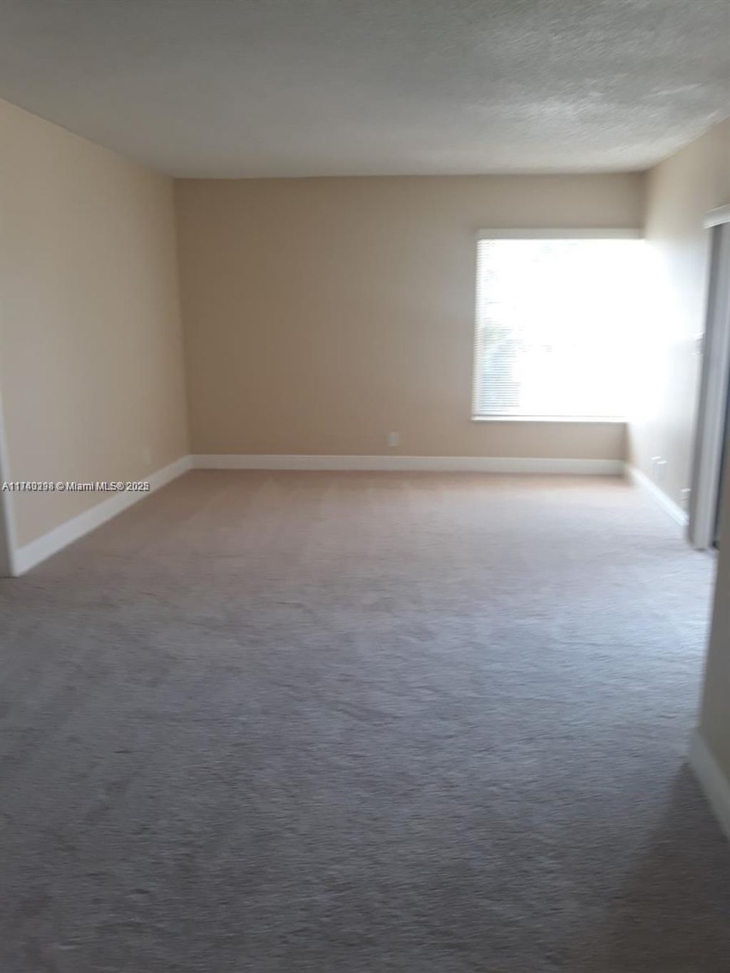 Photo of 605 S Pine Island Rd #302A, Plantation, FL 33324 (MLS # A11740298)