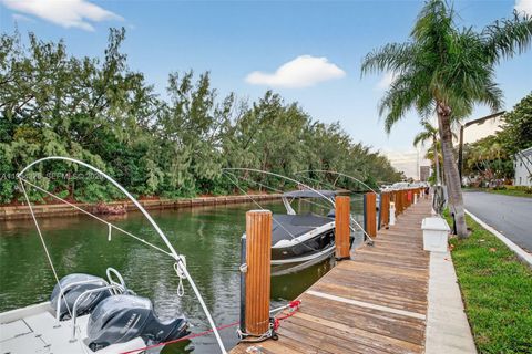 6471 Bay Club Dr 3 Fort Lauderdale FL 33308