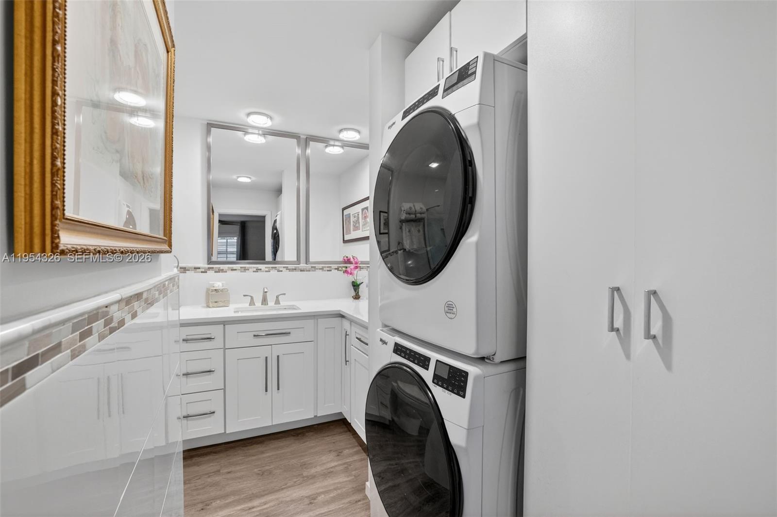 BAY COLONY CLUB CONDO - Residential