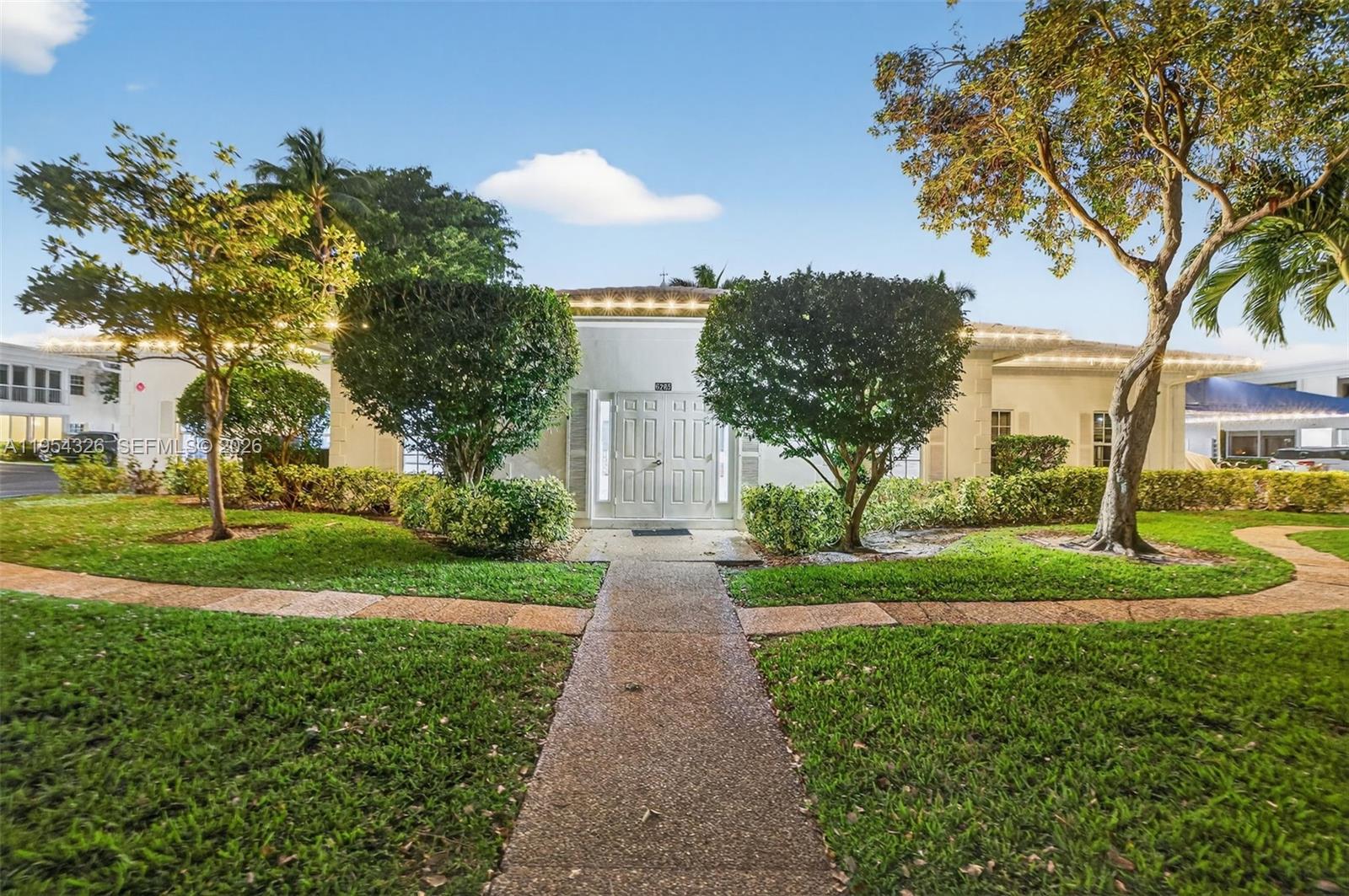 BAY COLONY CLUB CONDO - Residential