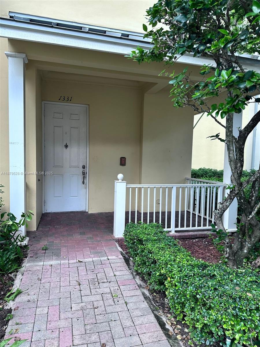 VILLAGE AT SAILBOAT BEND - Residential Lease