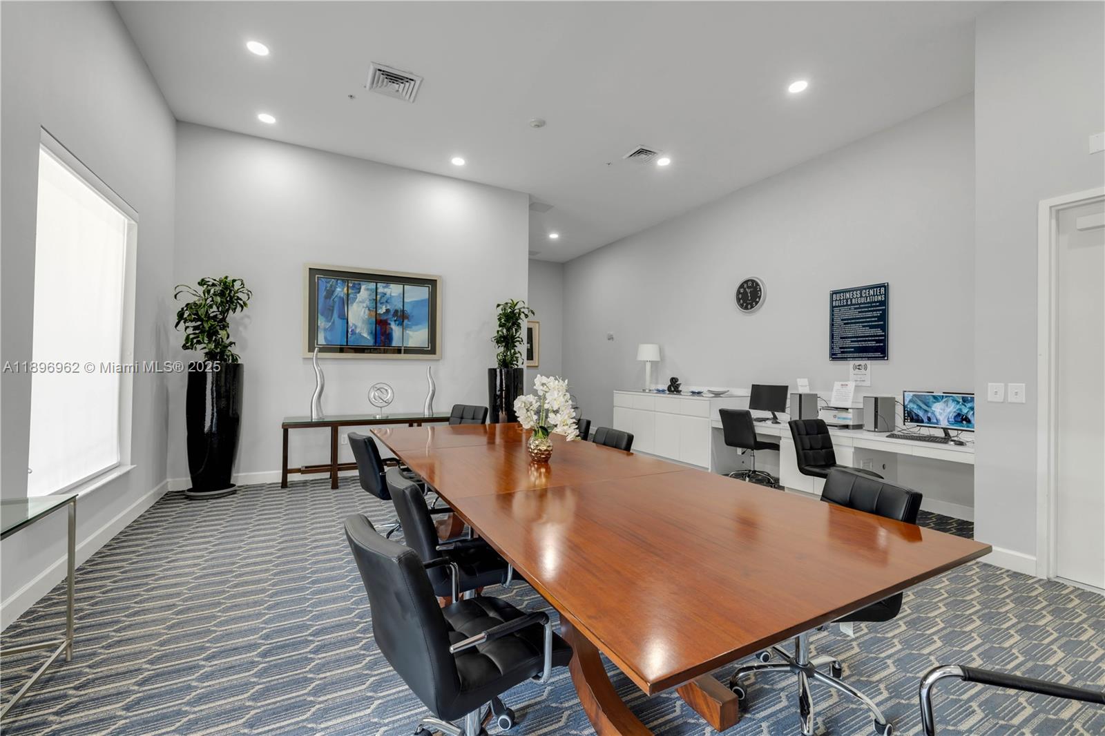 VENTURE AT AVENTURA WEST - Residential