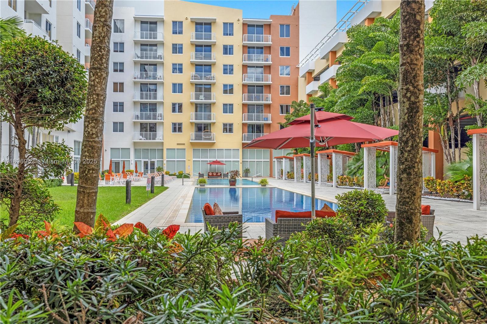 2775 NE 187th St 120