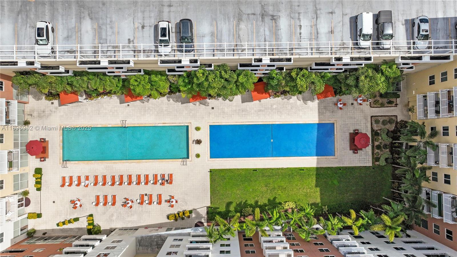 VENTURE AT AVENTURA WEST - Residential