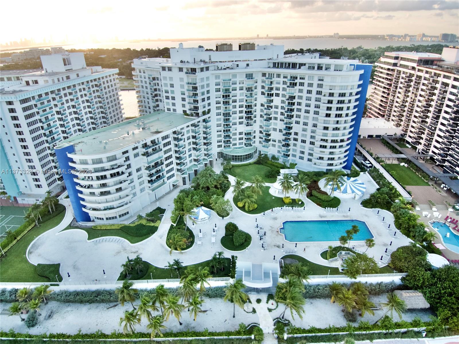 Rental Property at 5151 Ne Collins Ave 428, Miami Beach, Miami-Dade County, Florida - Bedrooms: 2 
Bathrooms: 2  - $4,500 MO.