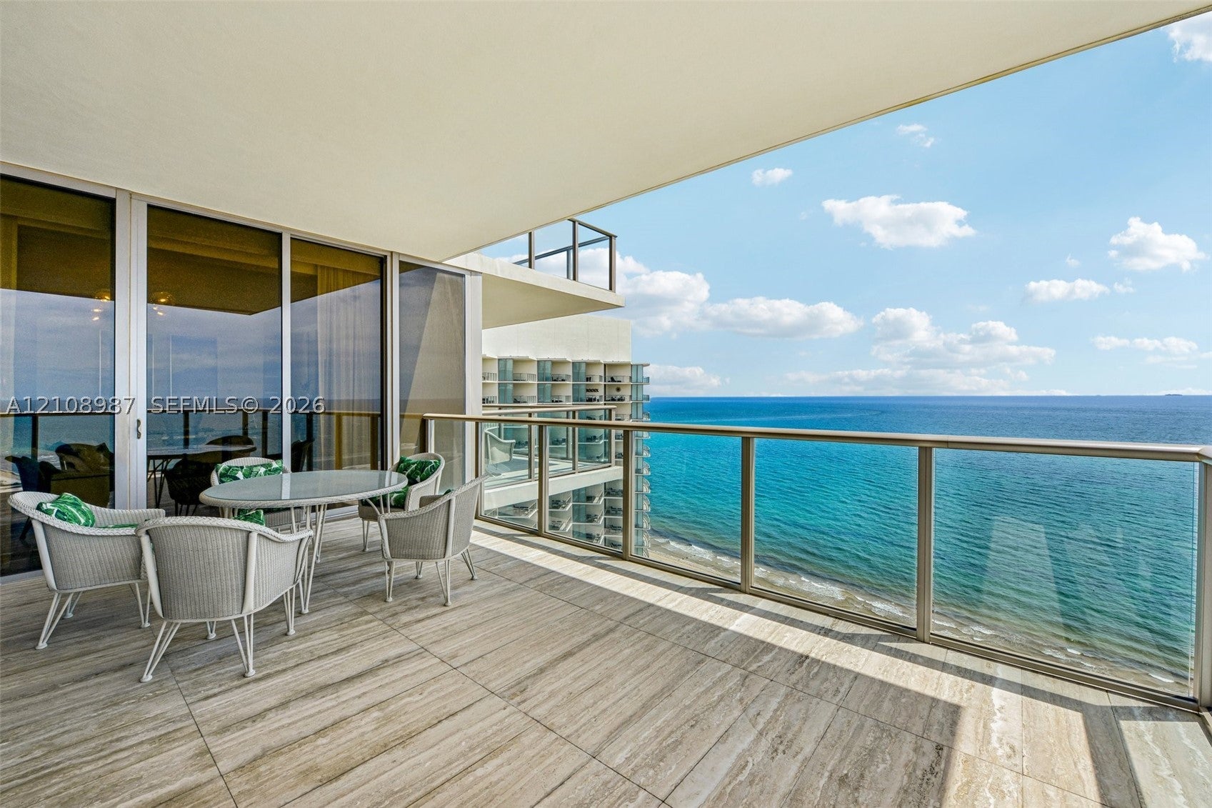9701 Collins Ave 2601