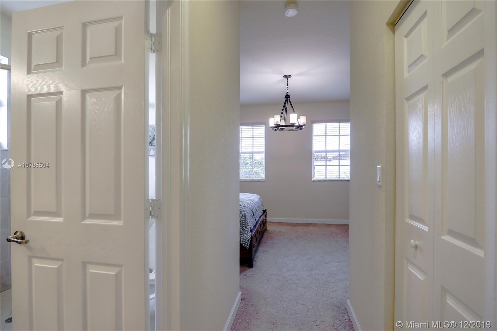 KENDALL COMMONS RESIDENTI - Residential