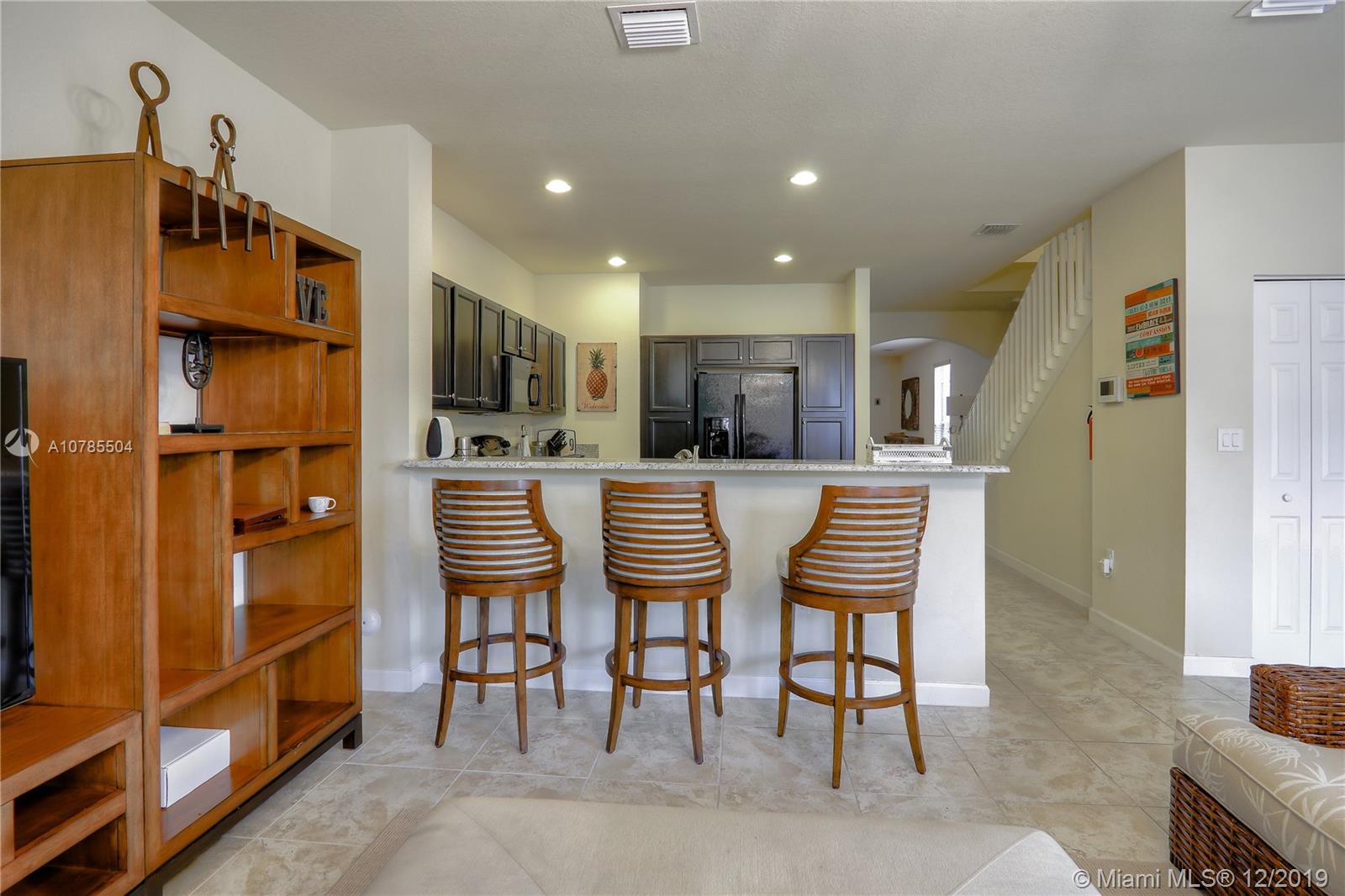 KENDALL COMMONS RESIDENTI - Residential