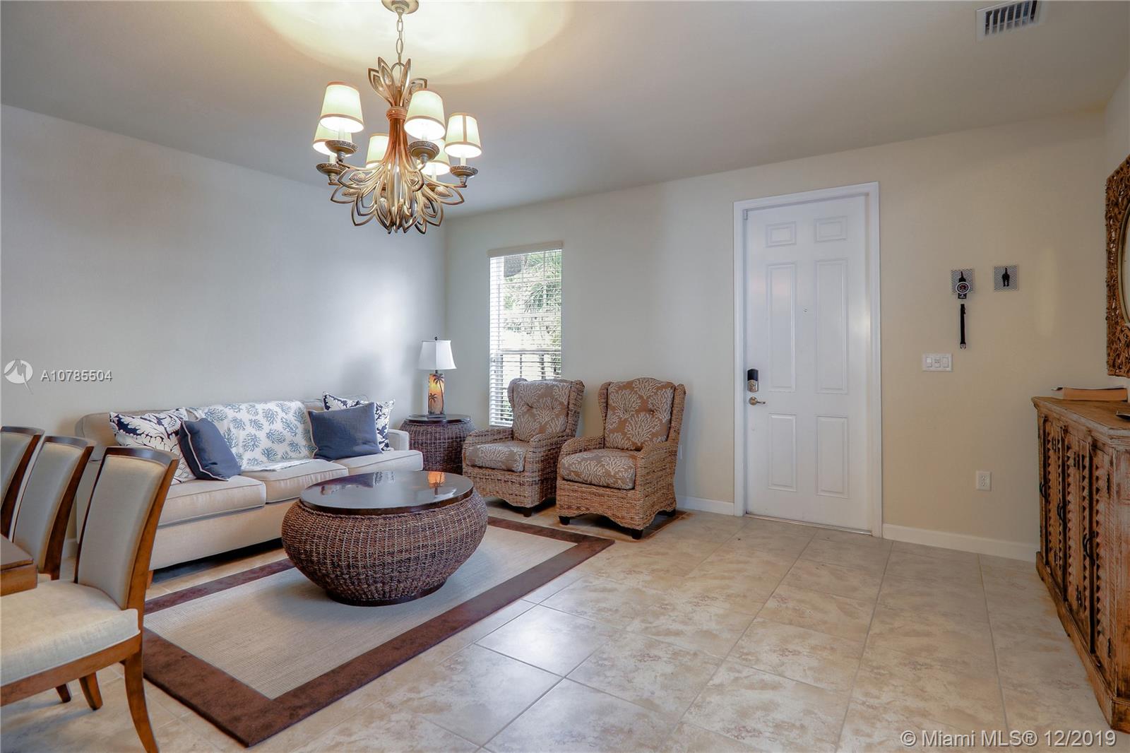 KENDALL COMMONS RESIDENTI - Residential