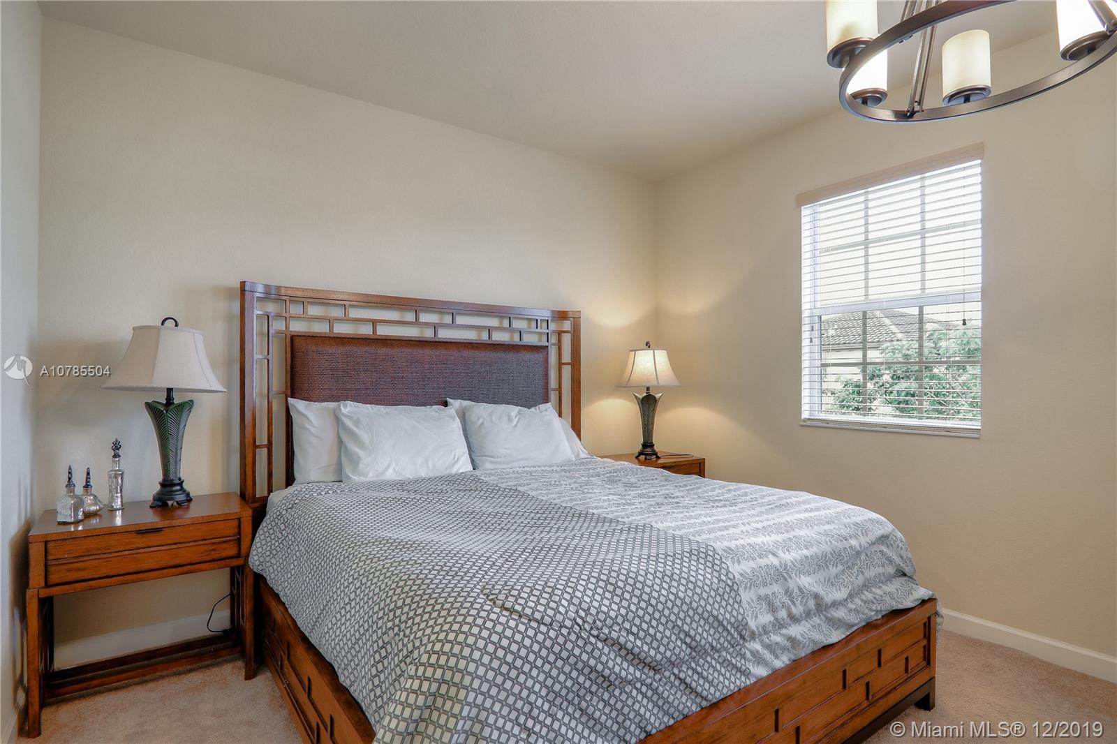 KENDALL COMMONS RESIDENTI - Residential
