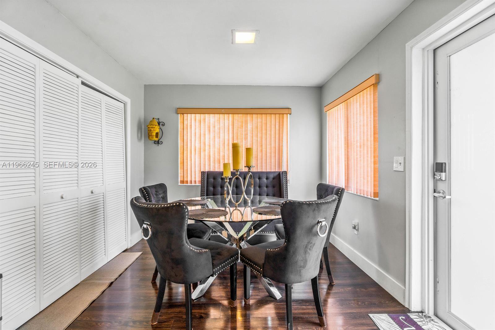 SHERIDAN LAKES CONDO HOUS - Residential