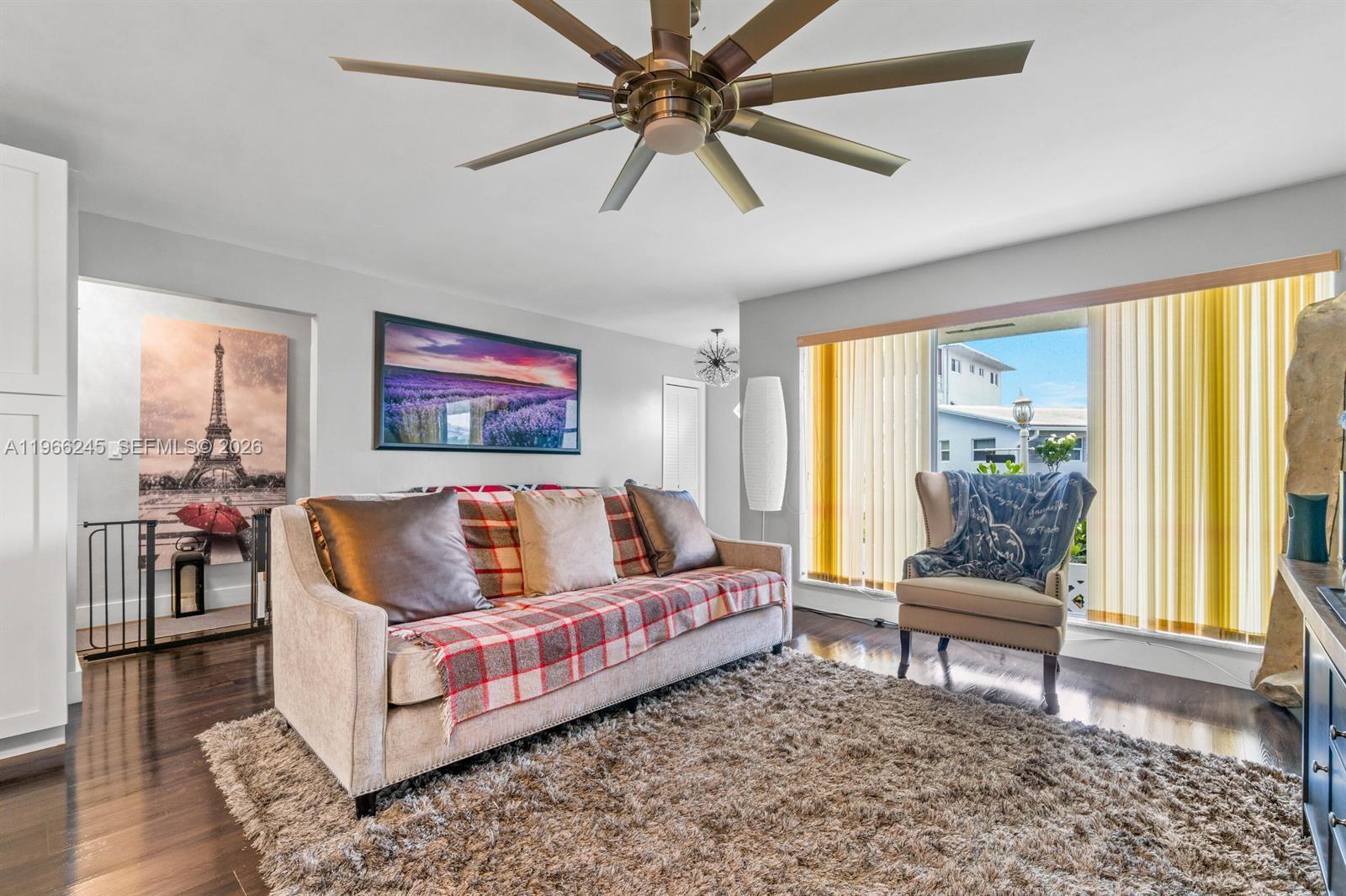 SHERIDAN LAKES CONDO HOUS - Residential