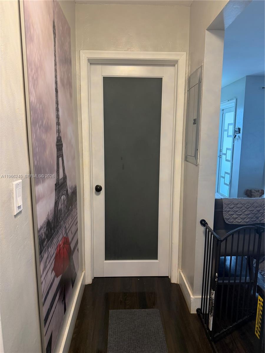 SHERIDAN LAKES CONDO HOUS - Residential