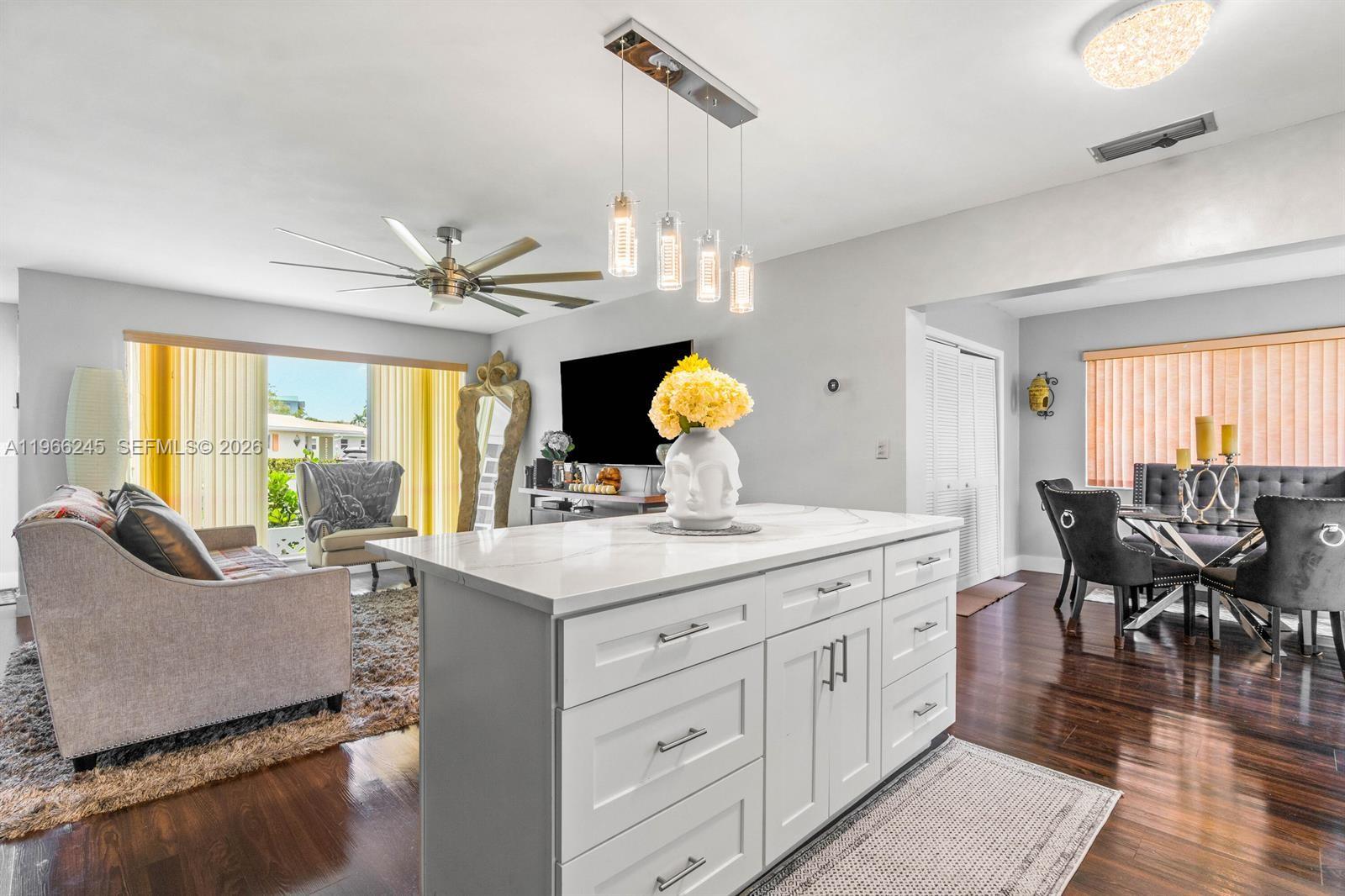 SHERIDAN LAKES CONDO HOUS - Residential