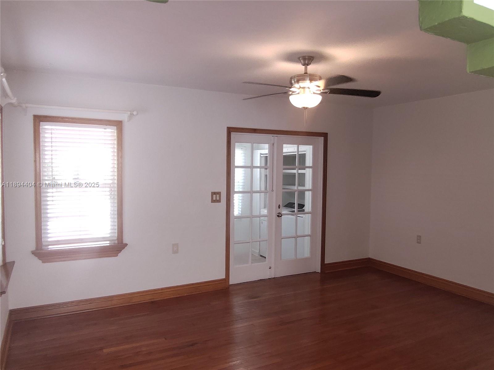 MODELO PARK - Residential Lease