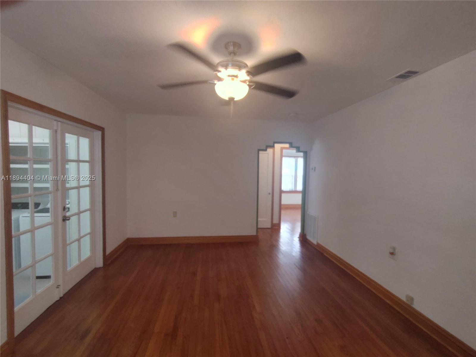 MODELO PARK - Residential Lease