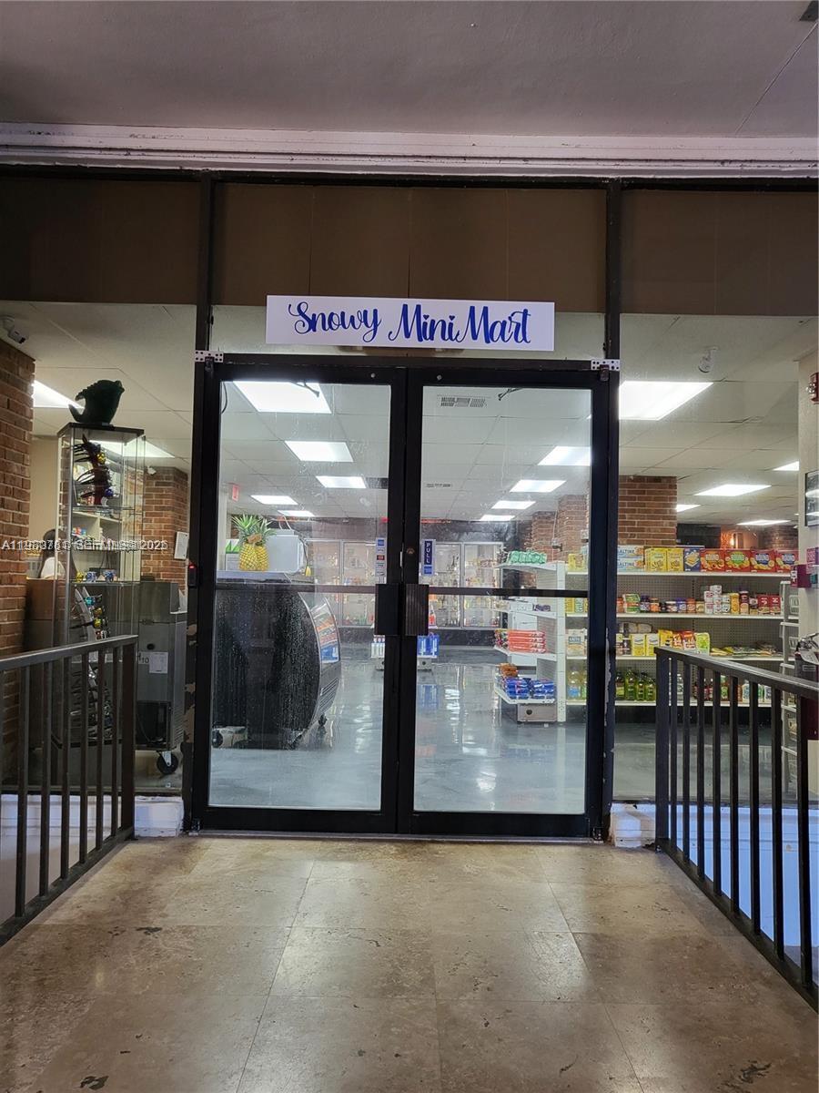 MAISON GRANDE CONDO - Residential