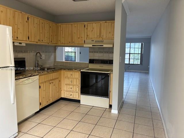 EVERGLADES SUGAR & LAND C - Residential Lease